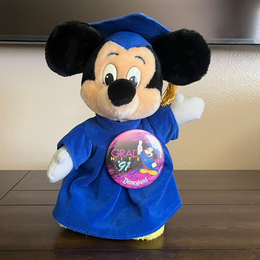 Vintage Graduation Mickey Mouse “Class of 1991” Disneyland